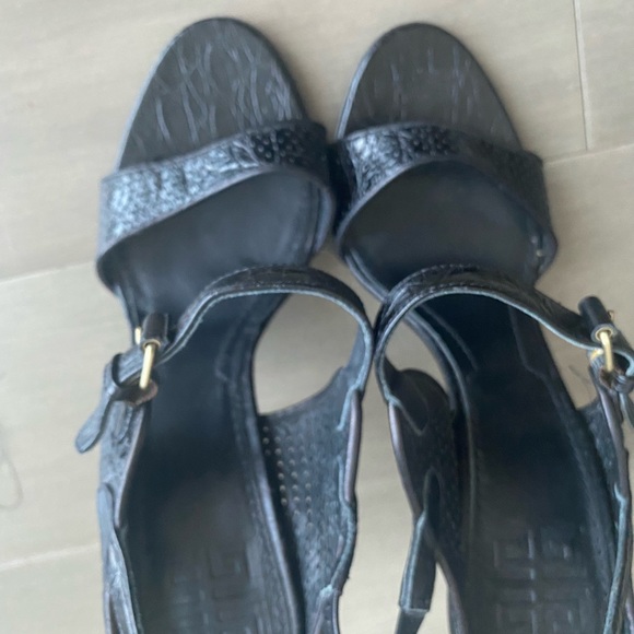 Givenchy heels - Picture 3 of 6